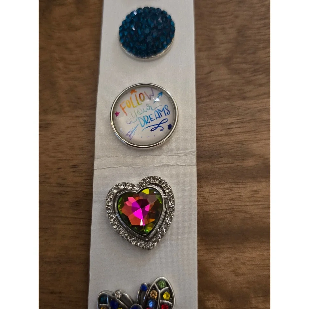 Lola Gems Interchangeable Snap Jewelry Set Necklace Bracelet 6‎ Charms & Pouch